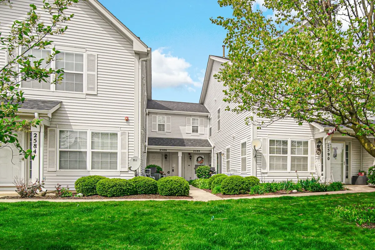 2588 Dickens Court