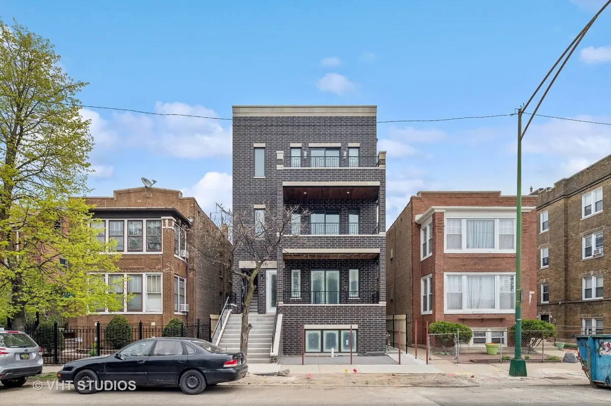 4819 N Ashland Avenue
