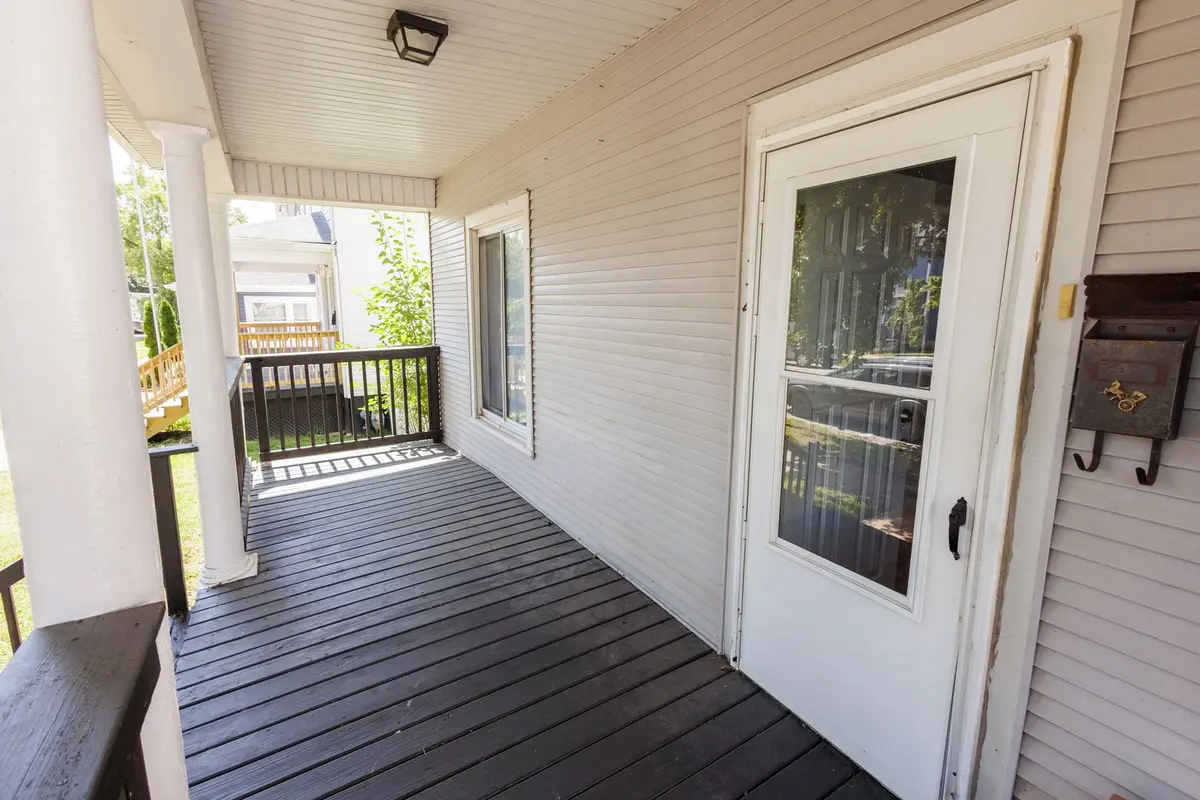 341 S 5th Avenue