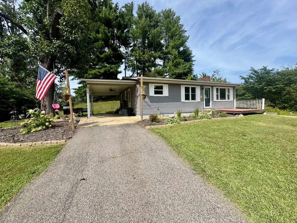 7078 Highway 151