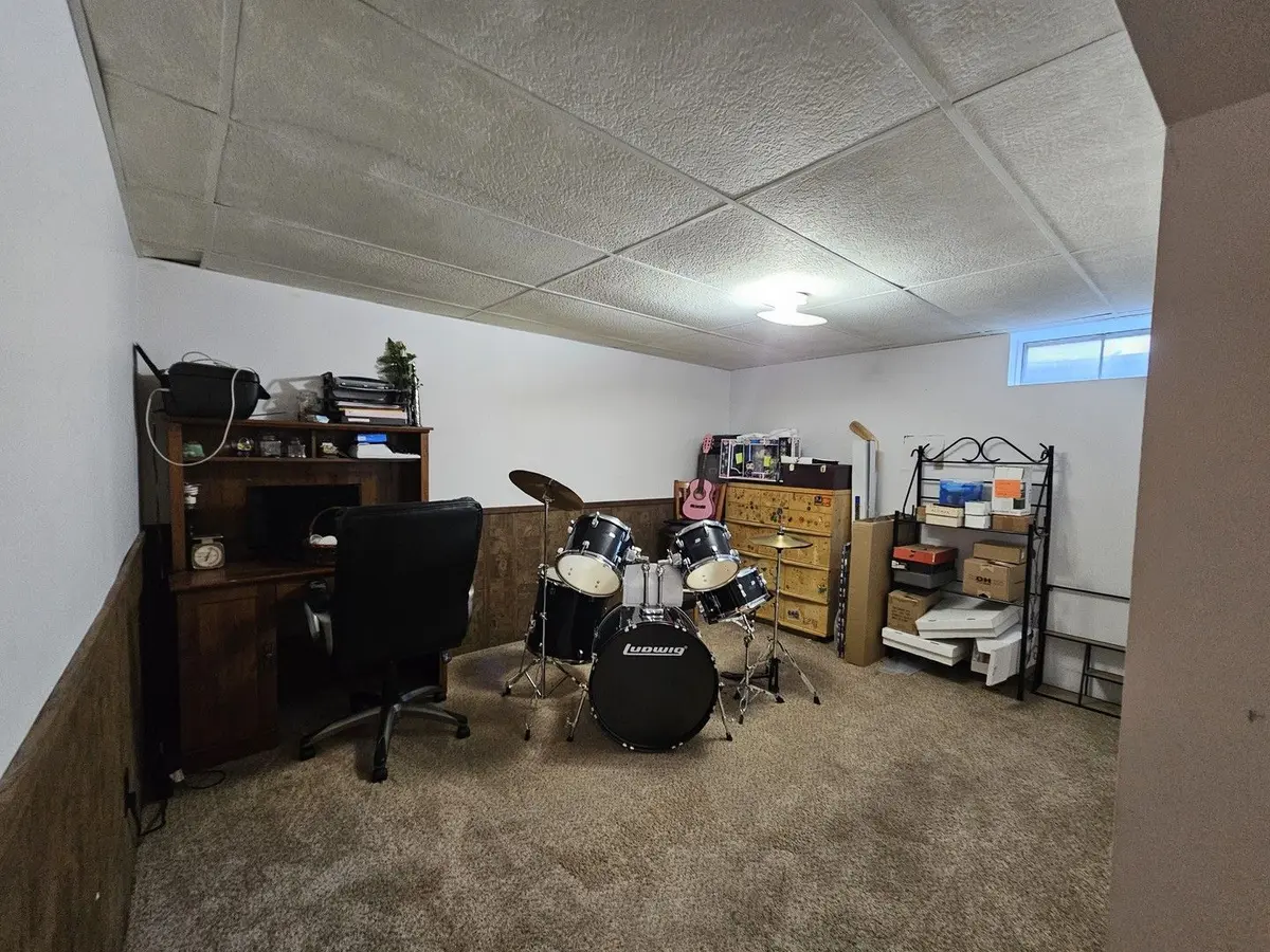 1011 Blueberry Hill Avenue