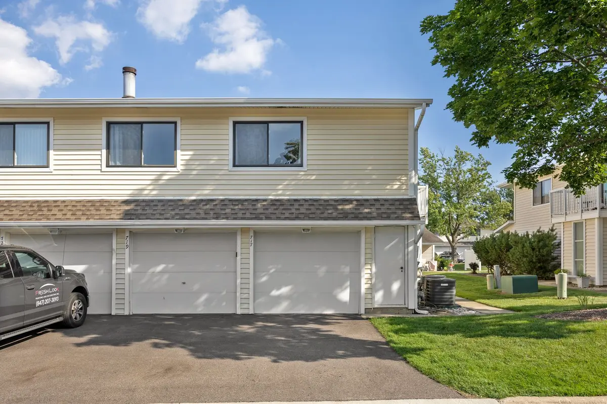 717 Whitesail Drive