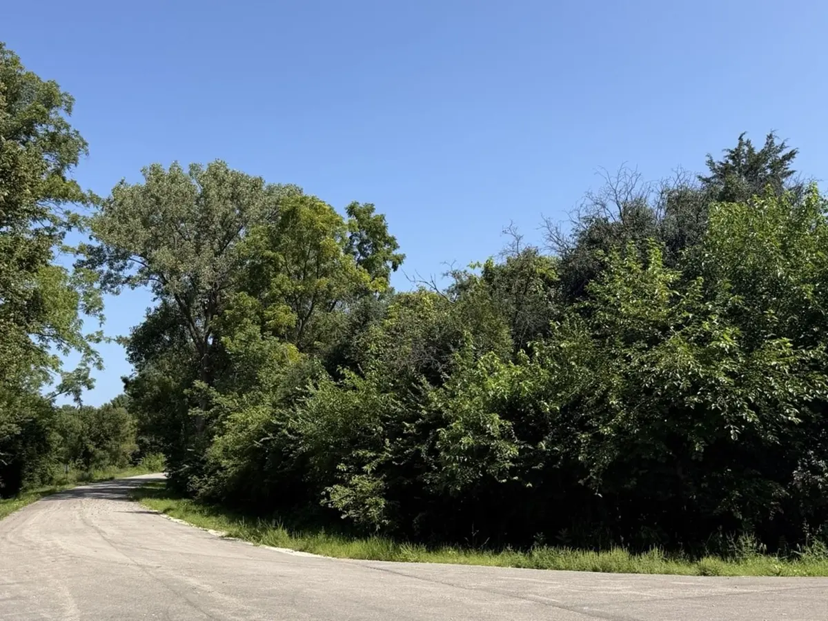 S Maplewood Drive