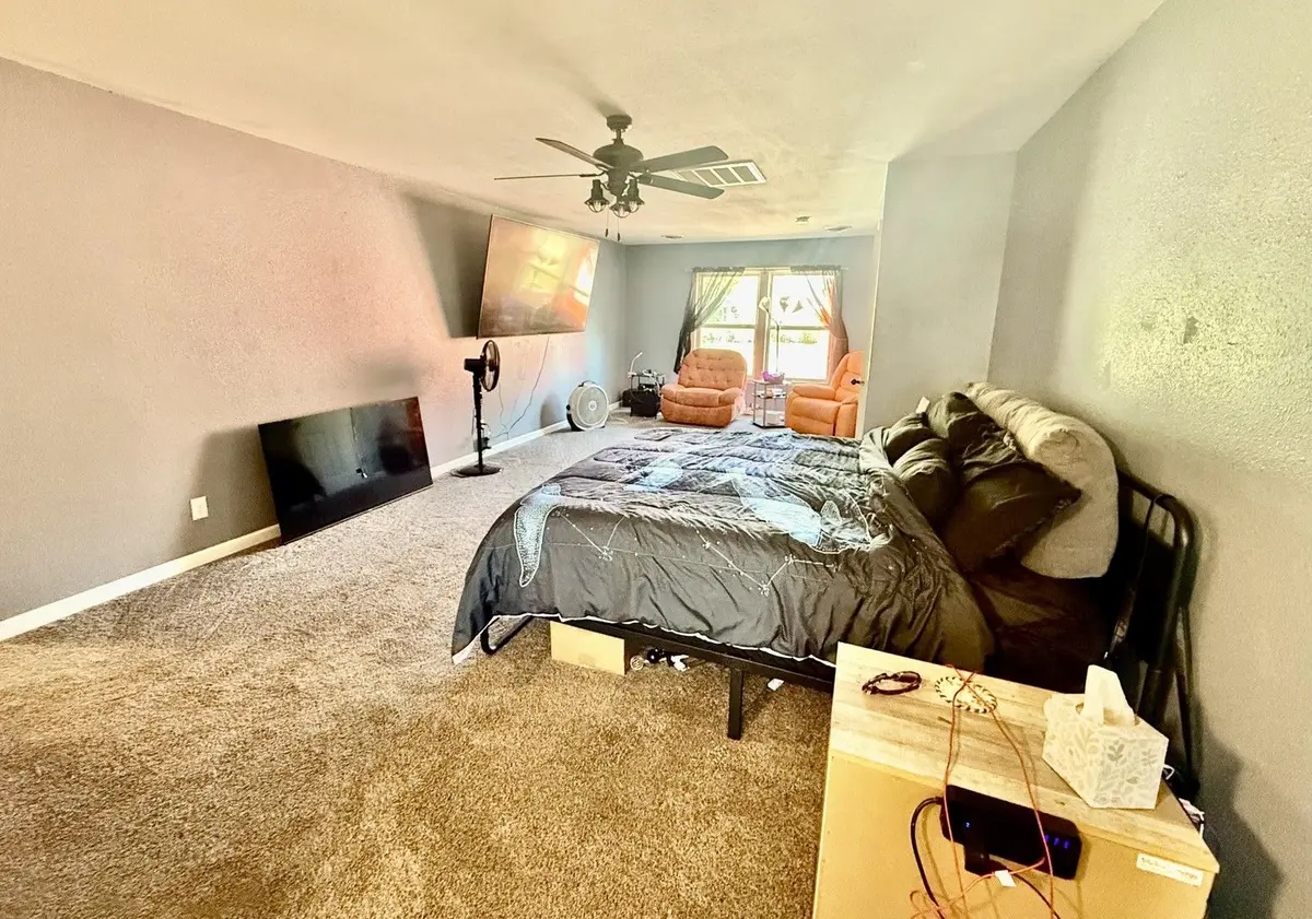 405 W Main Street