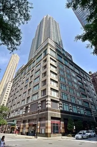 100 E Huron Street