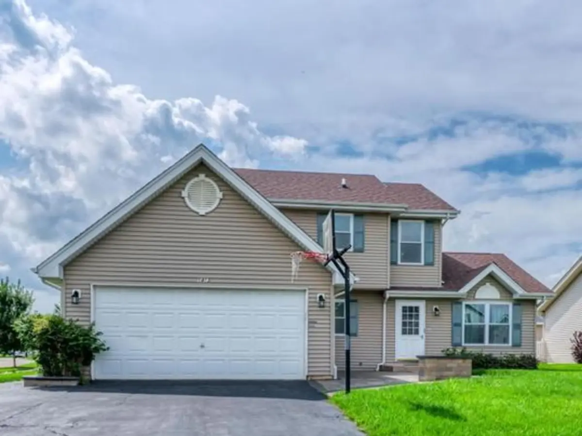 1413 Skylark Lane
