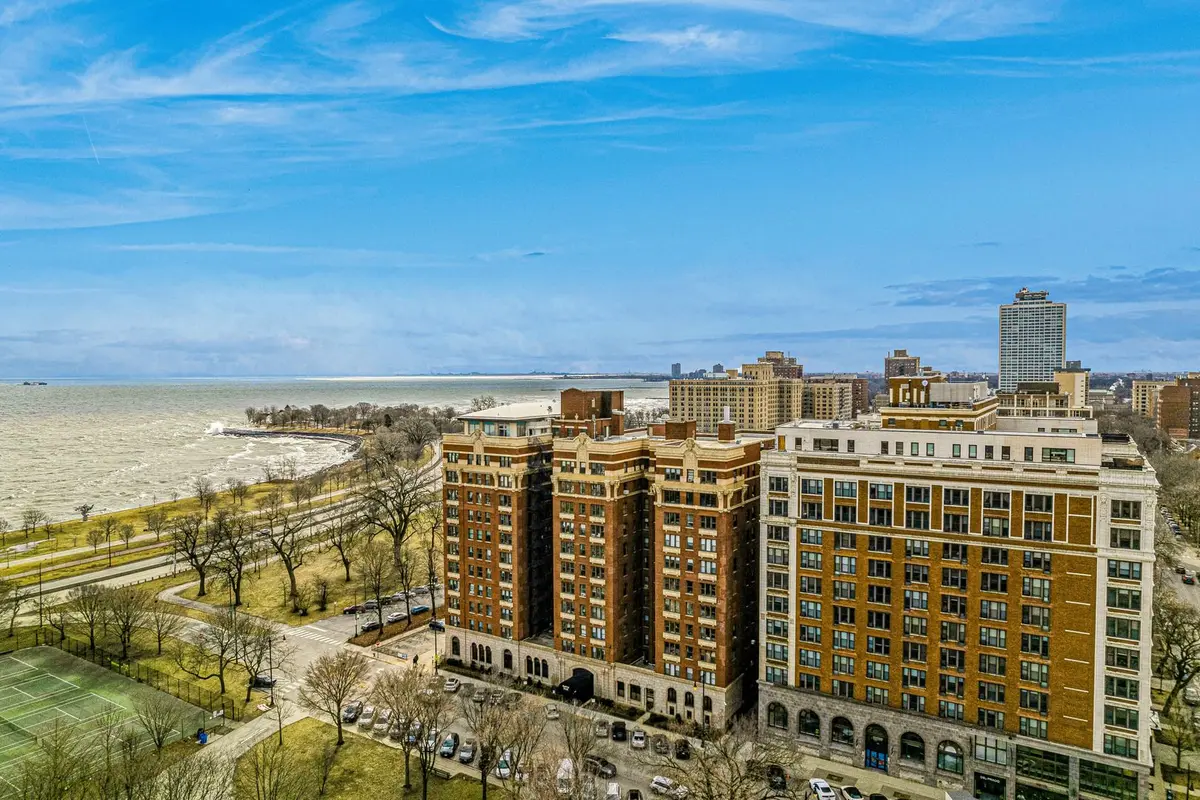 5300 S Shore Drive