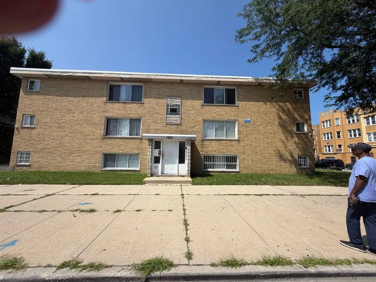 1220 E 79th Street