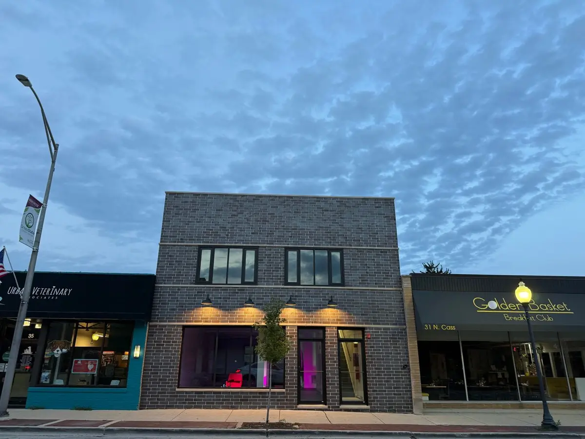 33 N Cass Avenue