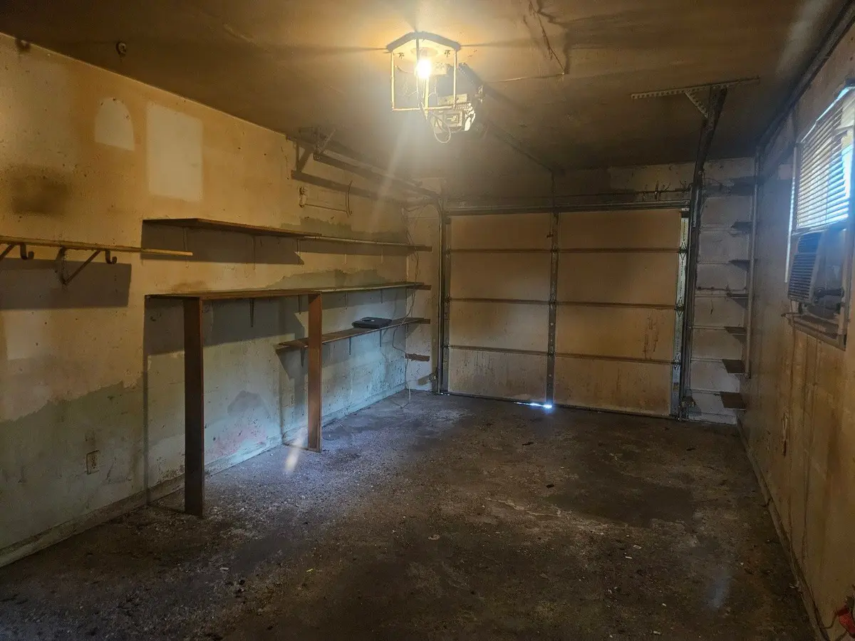 208 W 18th Street