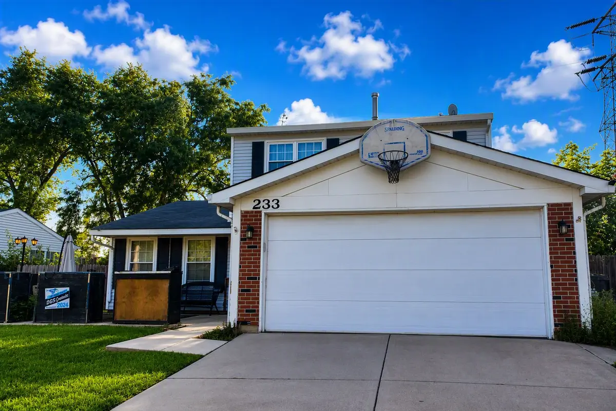233 Yellow Pine Drive