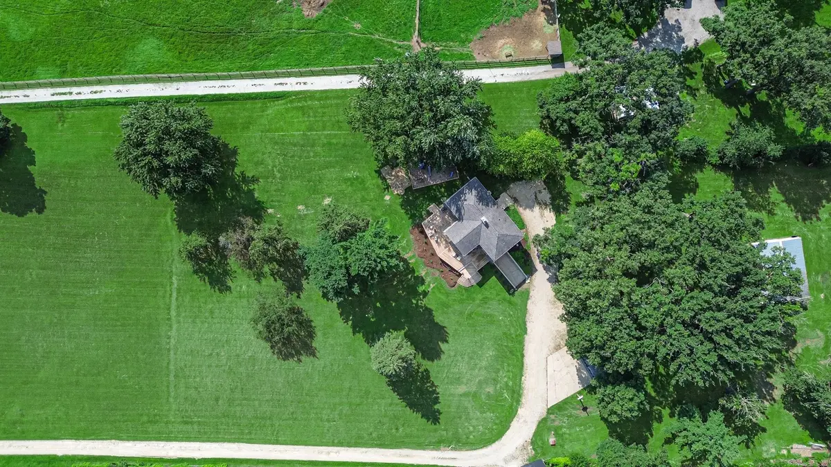 9114 Howe Road