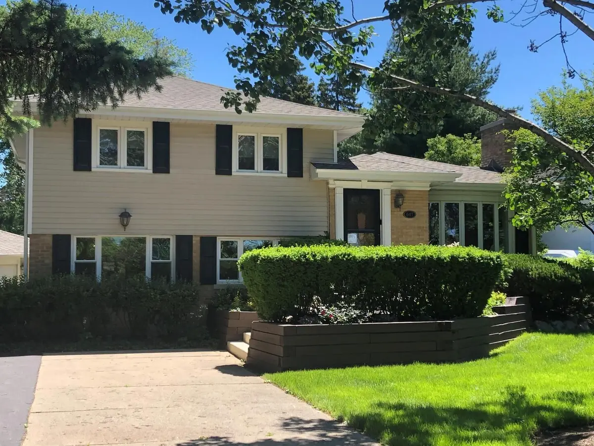 647 N Wilke Road
