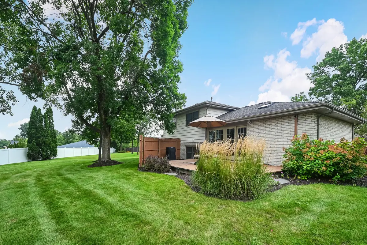 8211 Sawyer Court