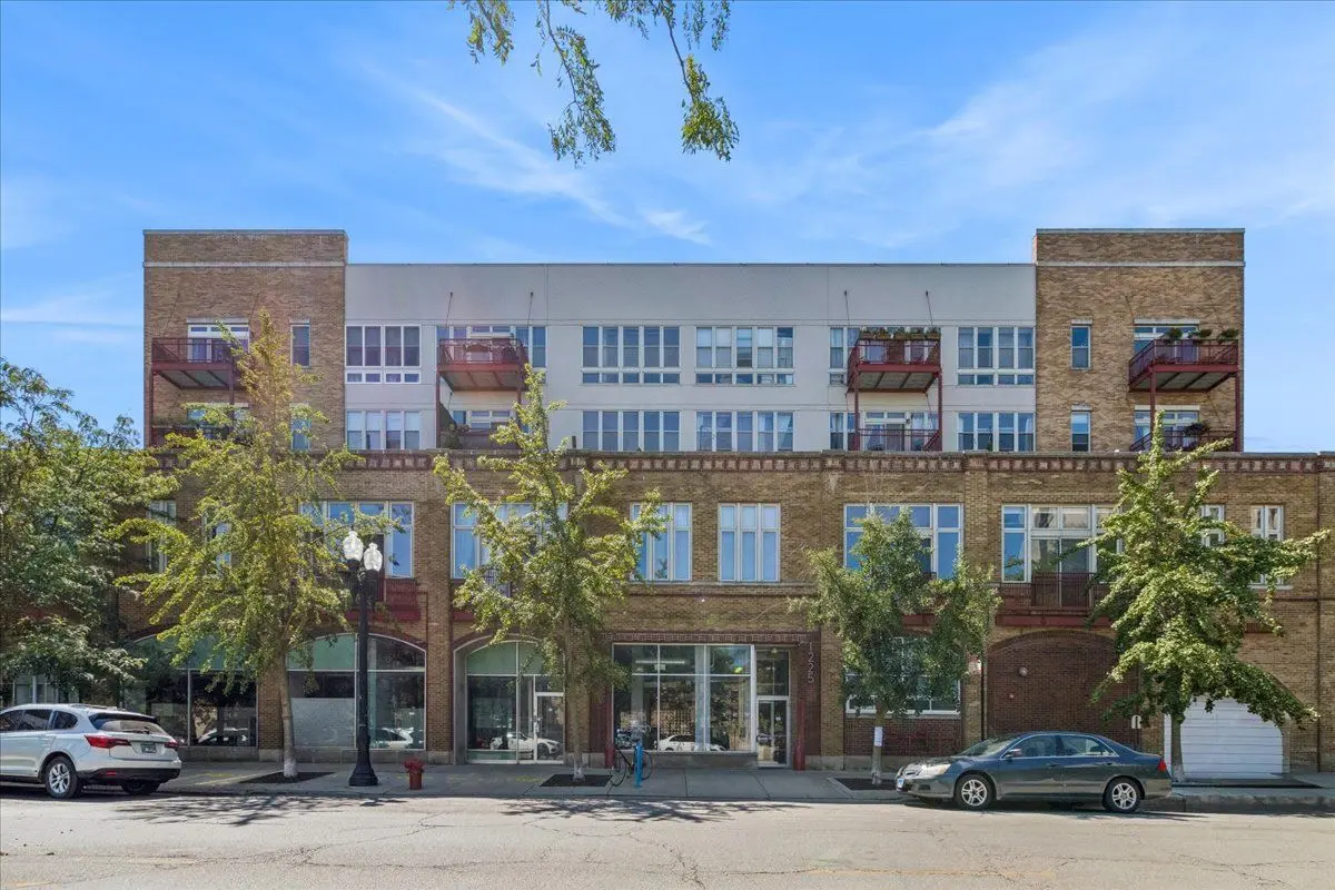 1225 W Morse Avenue