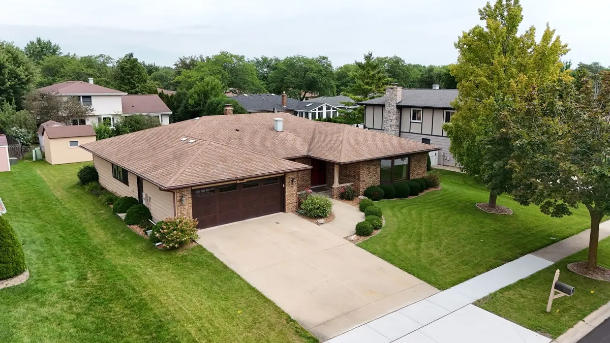 2122 Sherborn Lane