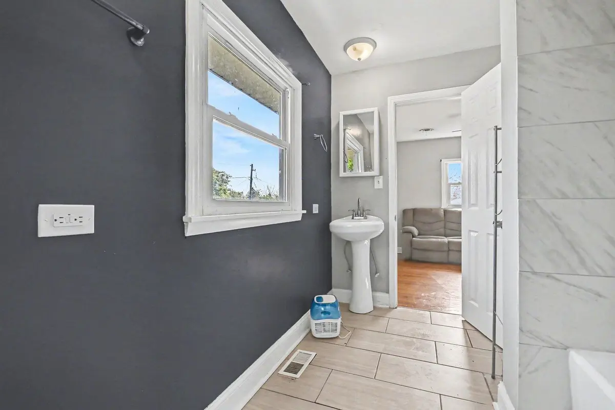 148 Blackhawk Drive