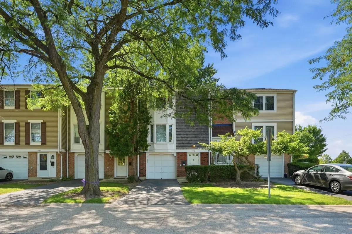 1996 Holbrook Lane