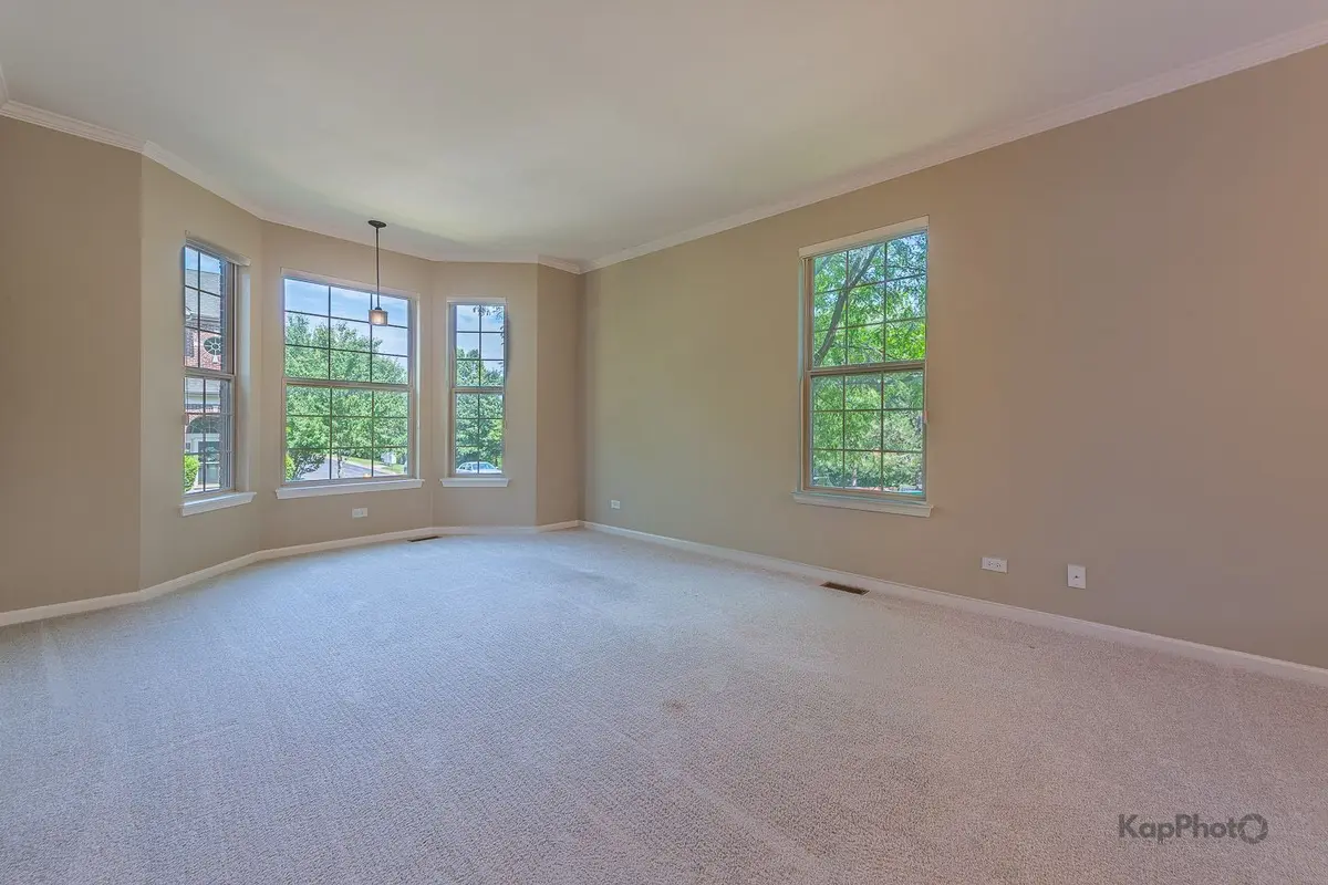 27W708 N Meadowview Drive