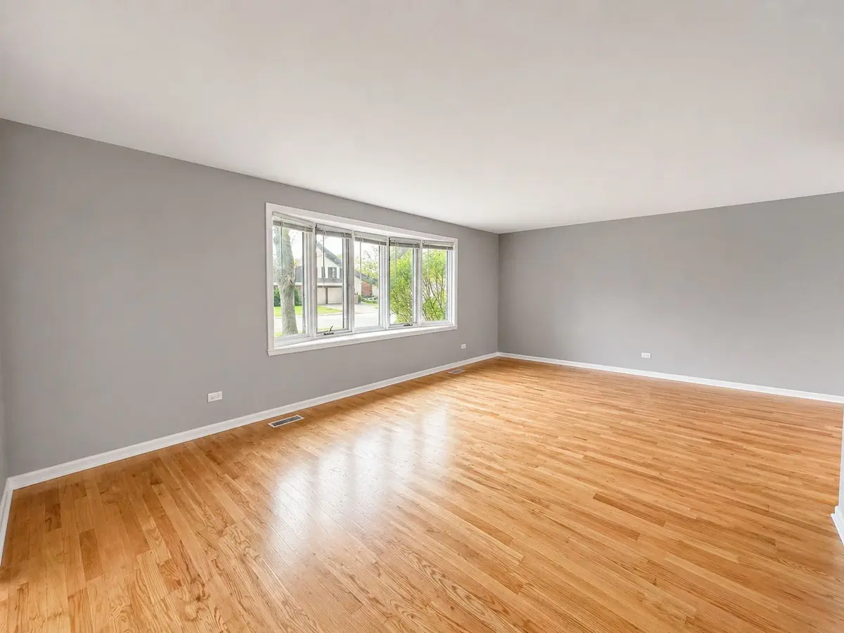 1106 WESTFIELD Lane