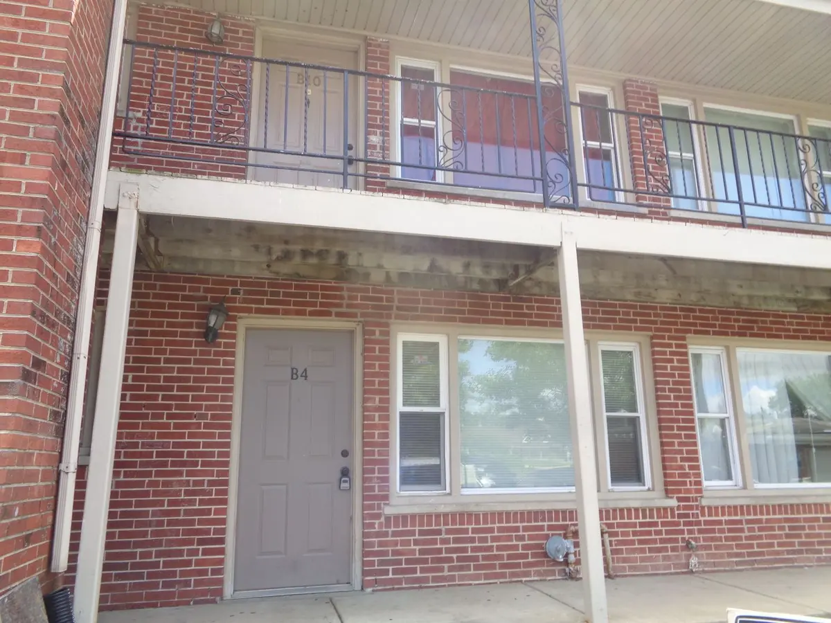 1340 N main Street