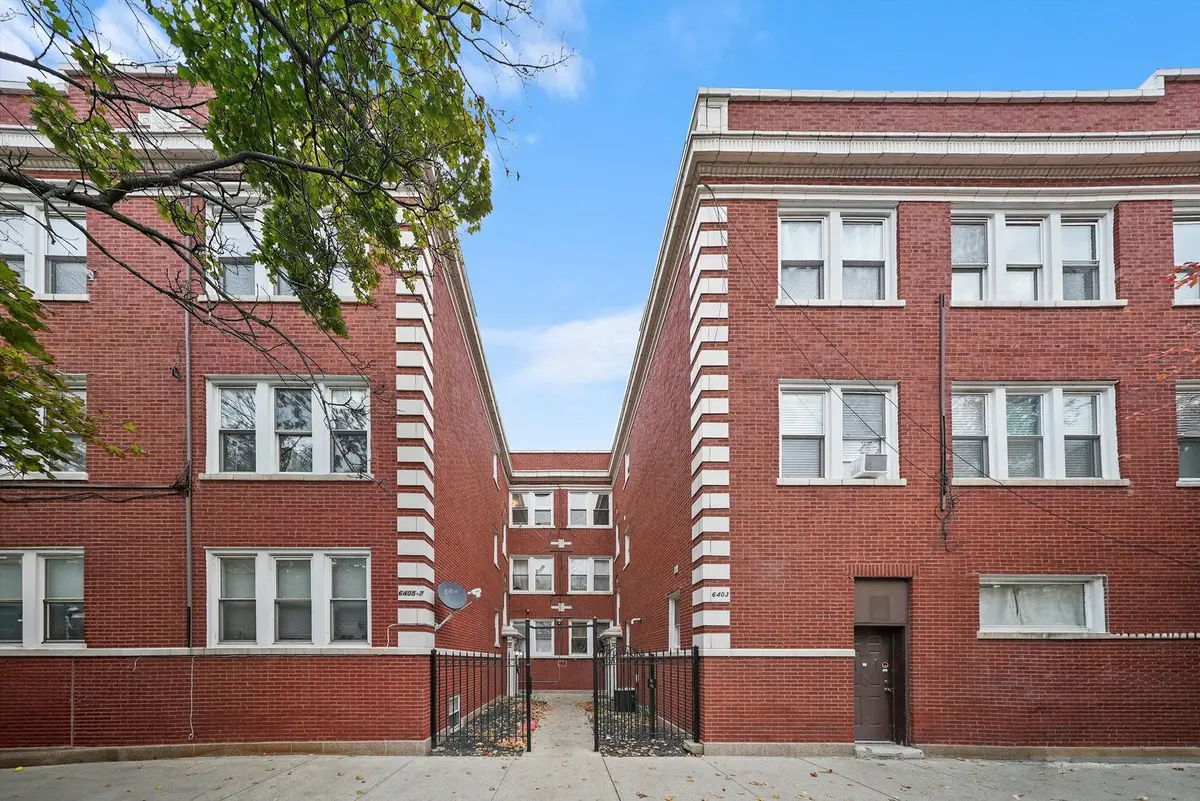 6403 N Wayne Avenue