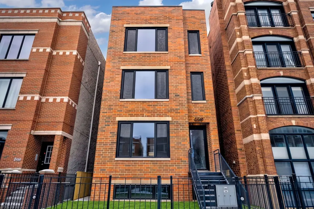 2448 W Diversey Avenue