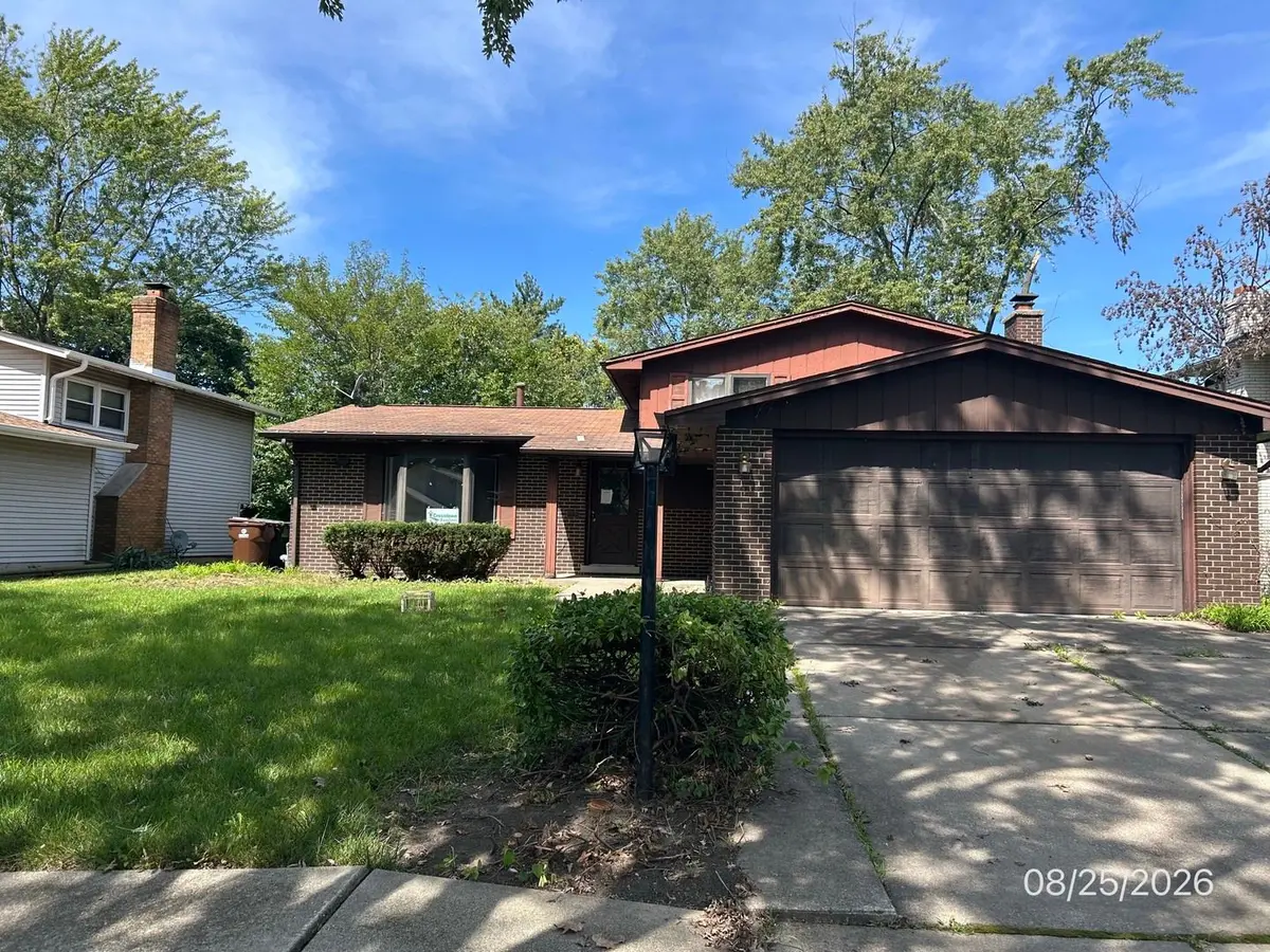 22460 Lakeshore Drive
