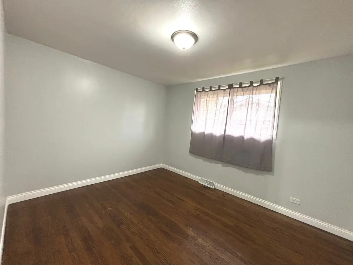 365 Sherry Lane