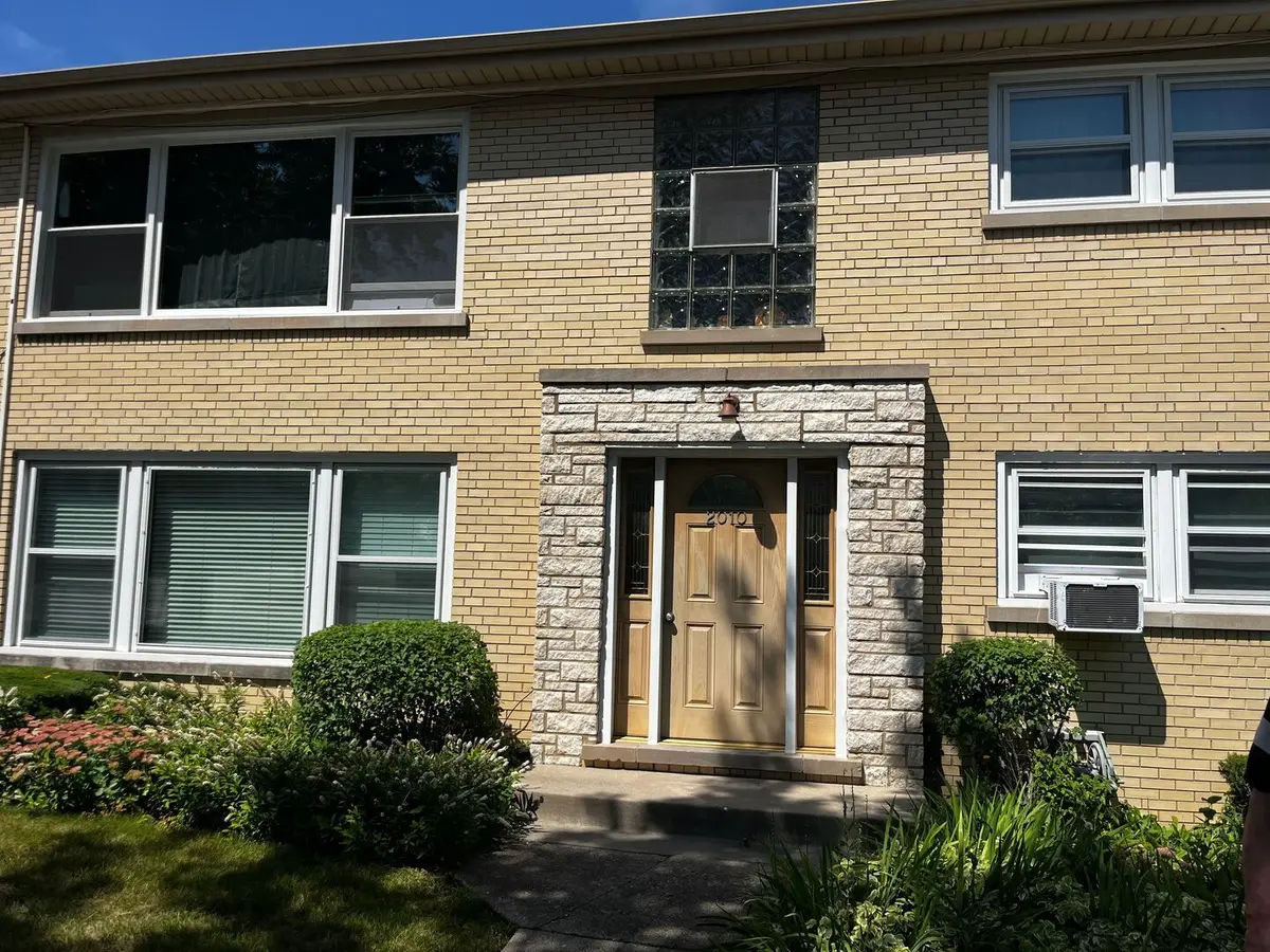 2010 S Crescent Avenue