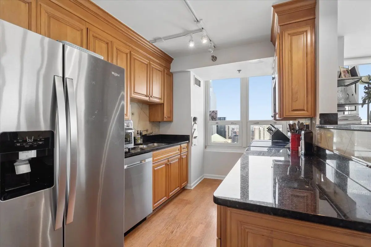 345 N LaSalle Street