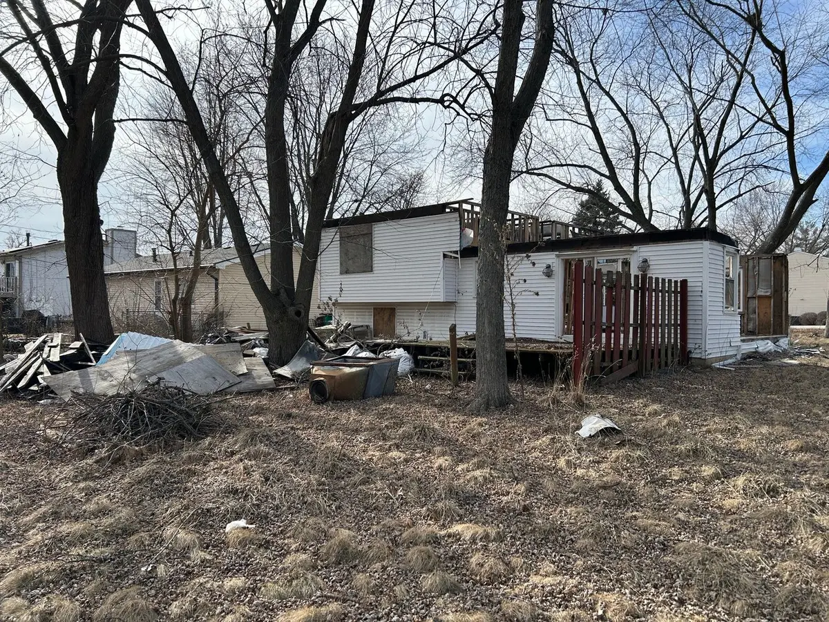 6702 Wander Way