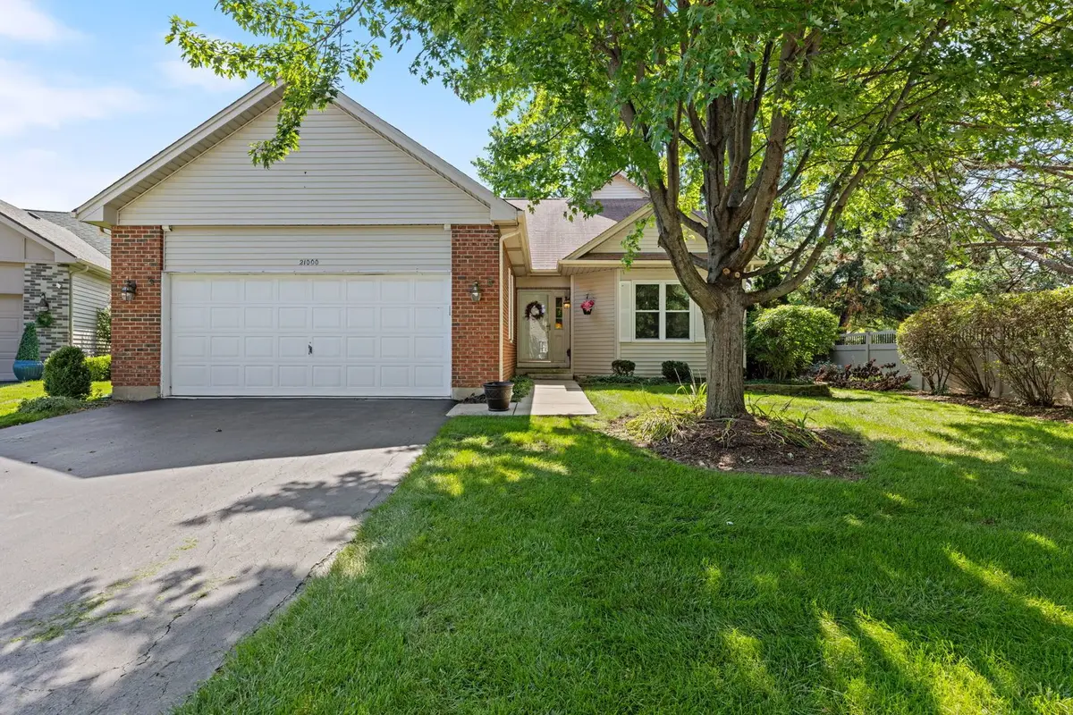 21000 W Hazelnut Lane