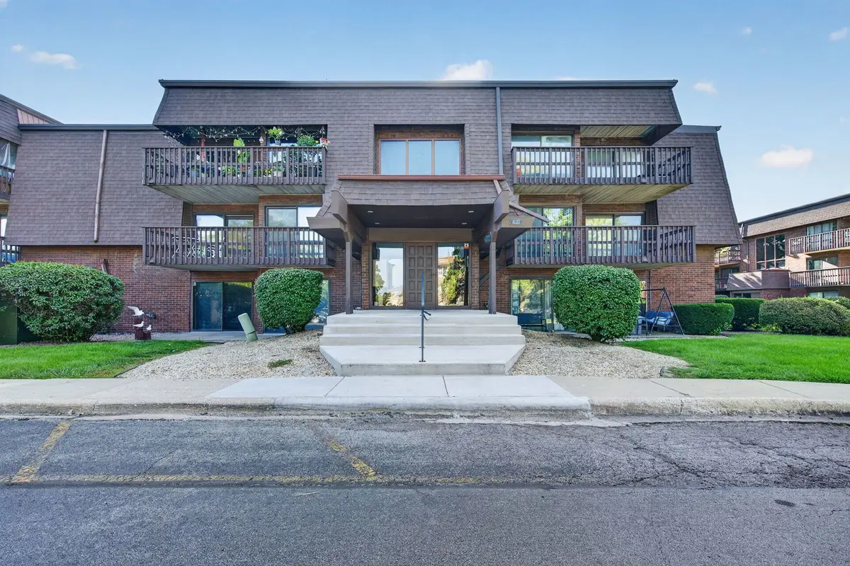 1620 Richmond Circle