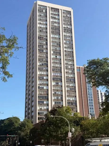 70 W Burton Place