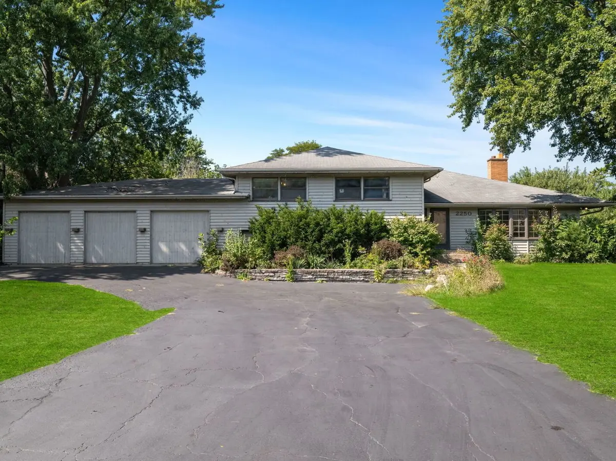 2250 White Oak Drive