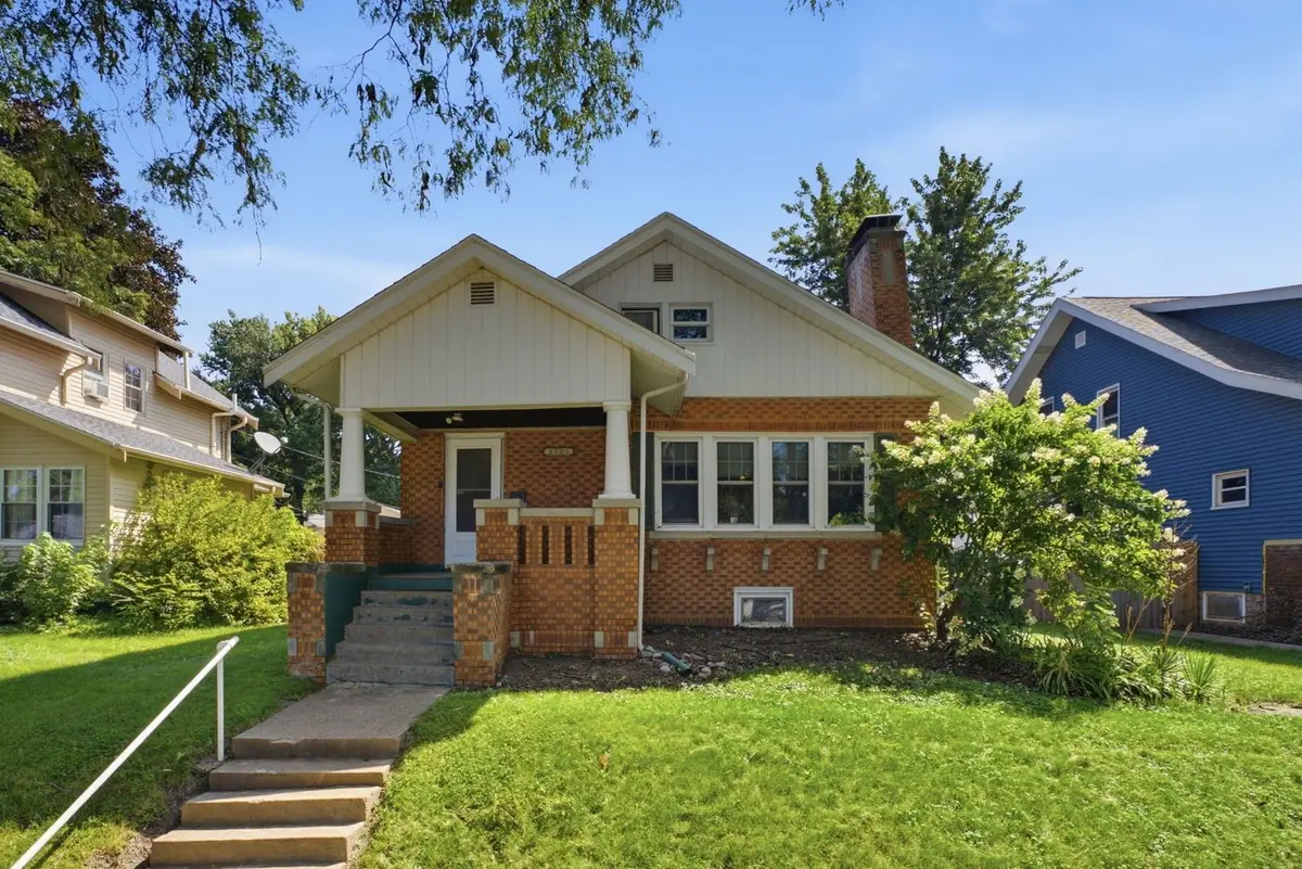 2325 Western Avenue
