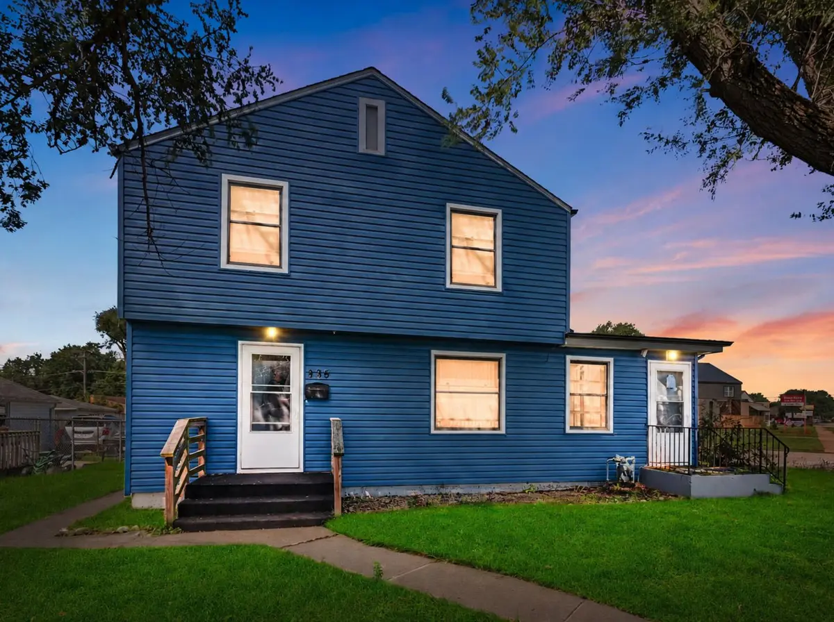 895 N 5th Avenue
