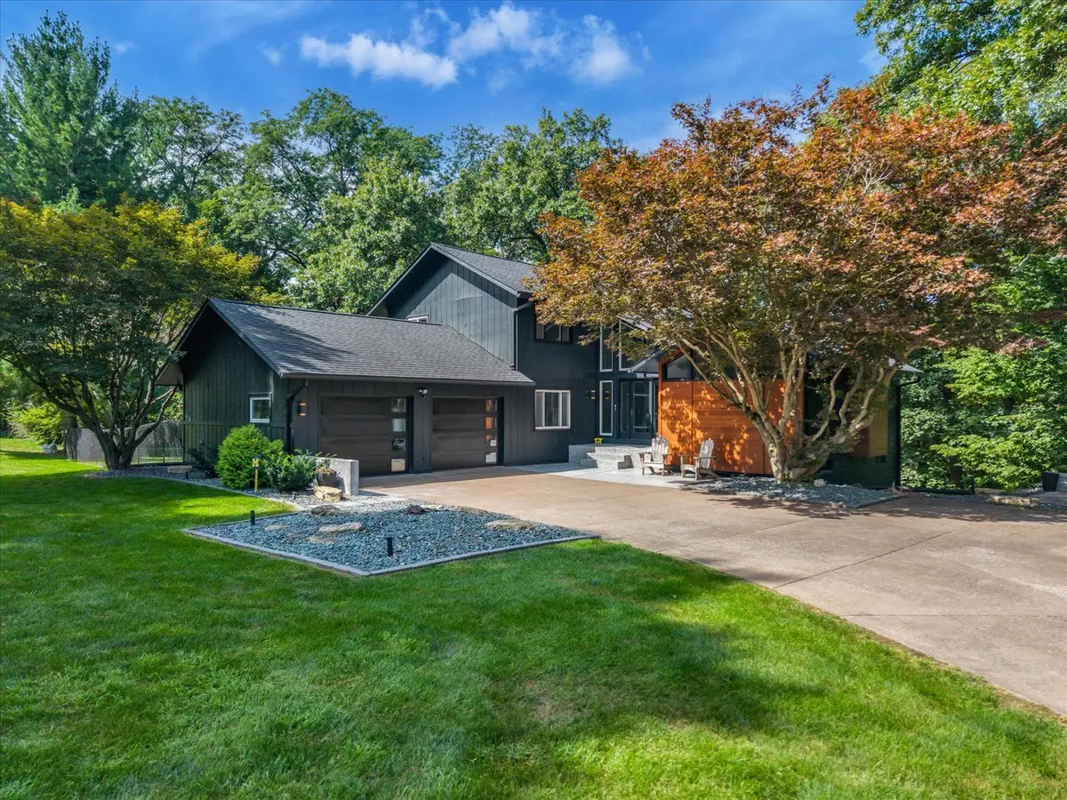 15 Valley View Drive