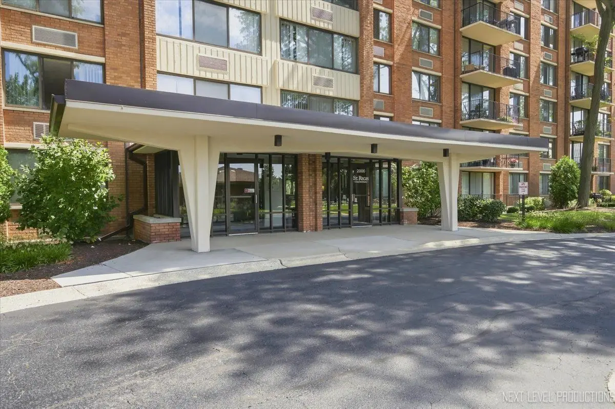 2000 Saint Regis Drive