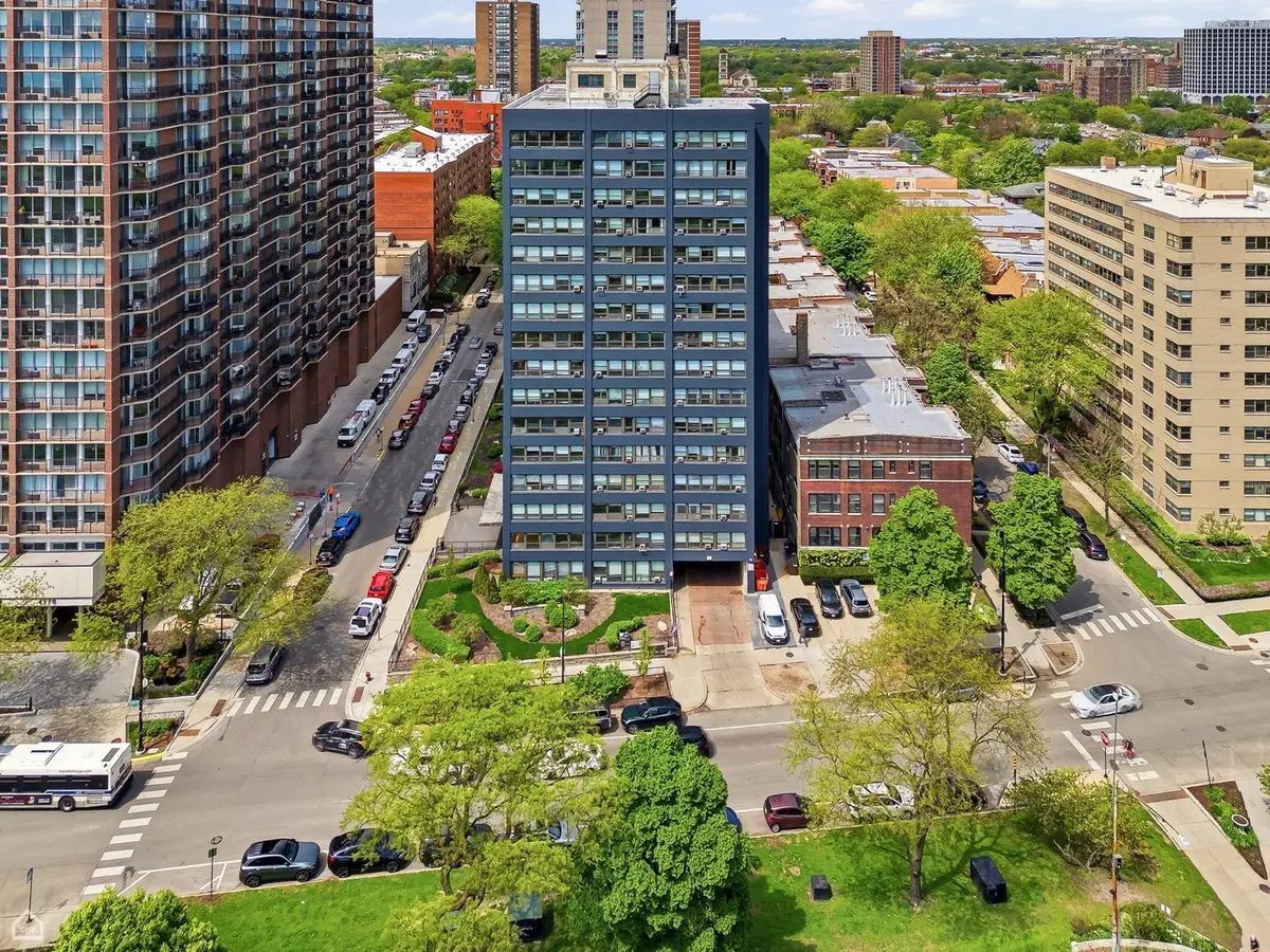 4180 N Marine Drive
