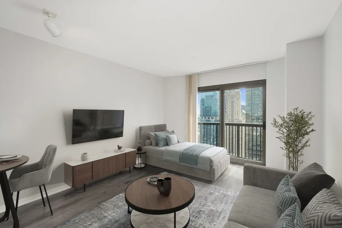 400 N LA SALLE Drive