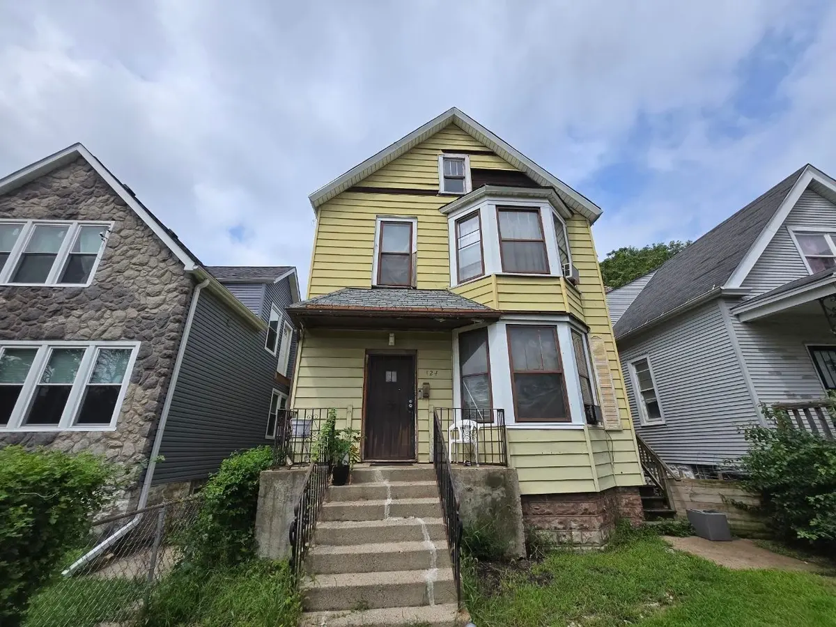 124 W 111th Place