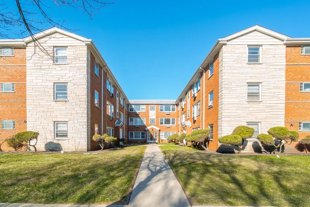 34 S Kensington Avenue