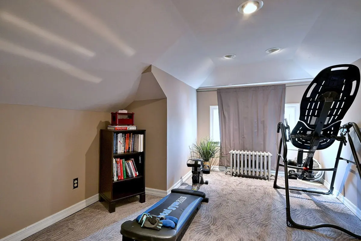 3118 N 78th Court