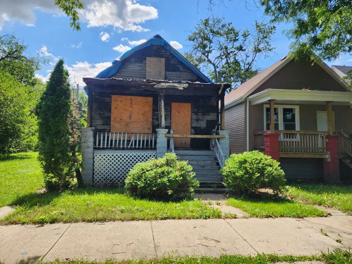 337 W 110th Place