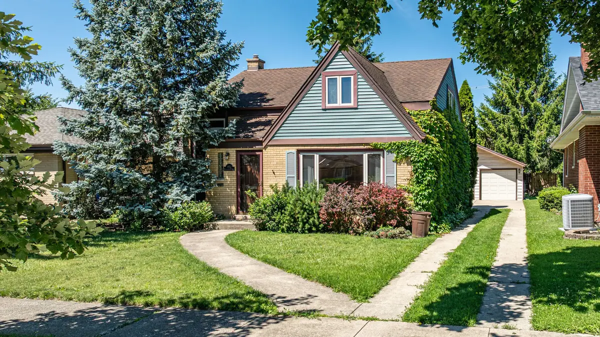 1952 Manchester Avenue