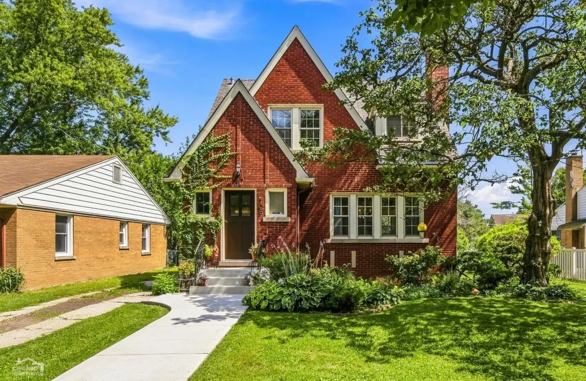 105 N Lancaster Street