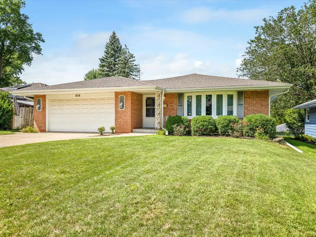 815 Parkside Drive