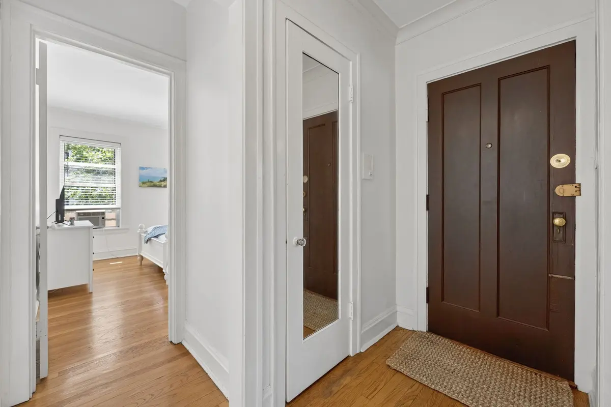 632 Sheridan Square